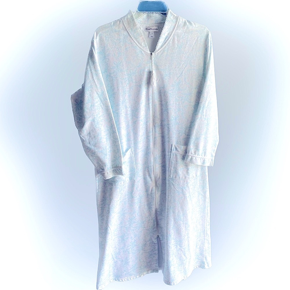 Miss Elaine zippered robe